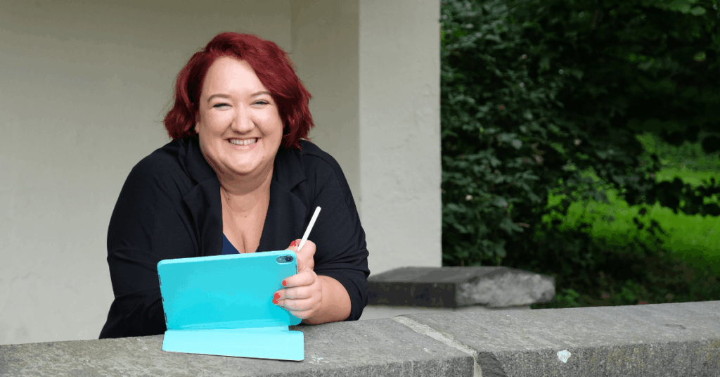 Du hast deine Website, dein Portfolio, vielleicht sogar schon ein paar Angebote auf Instagram gepostet – und trotzdem: keine Anfragen. Oder sie kommen, aber verschwinden wieder im Nichts. Vielleicht liegt’s nicht am Markt. Vielleicht liegt’s an dir.